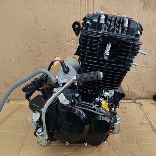 全新150cc五档风冷摩托车机头