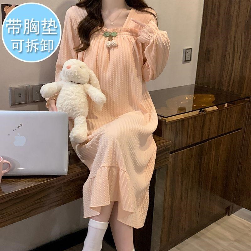带胸垫睡裙女2024春秋季德绒甜美公主风长袖保暖长裙大码女家居服