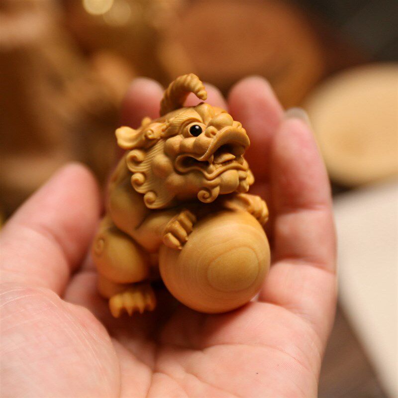 小叶黄杨木雕文玩摆件手把件雕刻工艺品木质实木神兽天禄貔貅抱球