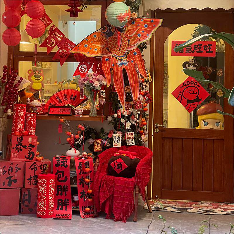 店铺新年主题风筝挂饰场景美陈布置网红氛围感甜品店橱窗元旦布景