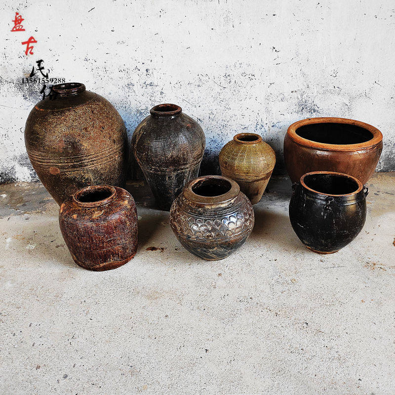怀旧80年代农村老式水缸四耳坛子酒坛各式陶罐复古装饰展示老物件