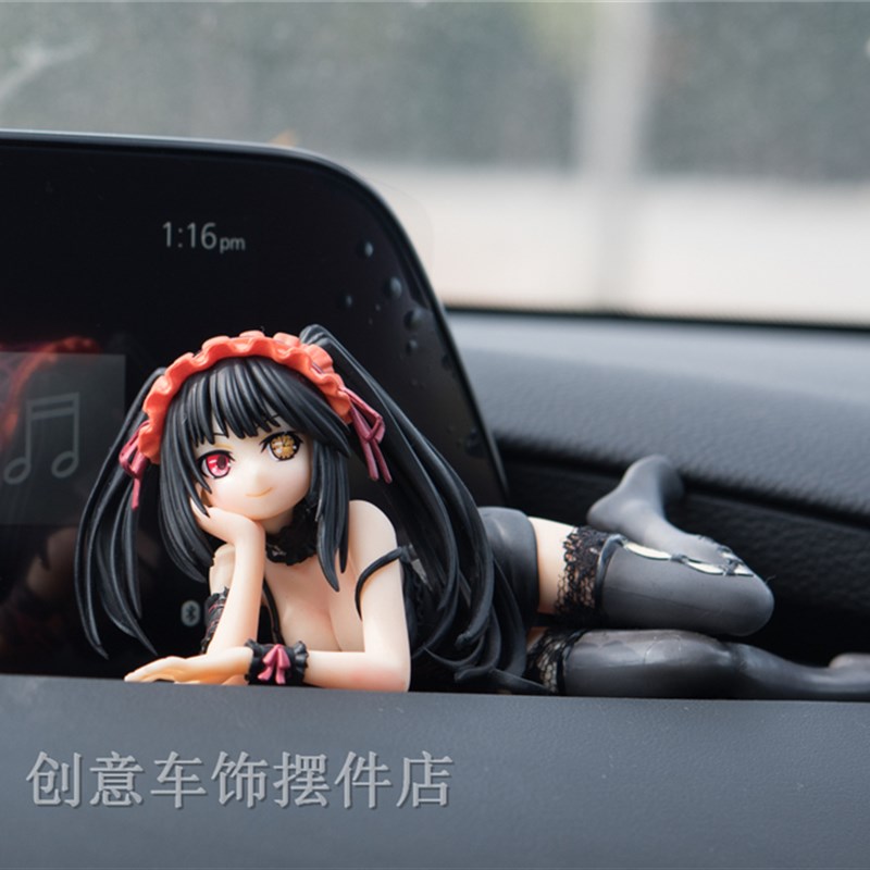 汽车创意摆件热门潮玩睡姿美女汽车车载摆件二次元卡通人偶公仔