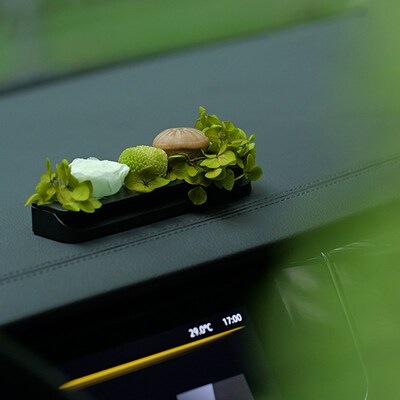 临时停车号码牌高级感汽车内饰装饰车载摆件中控台扩香木节日礼品