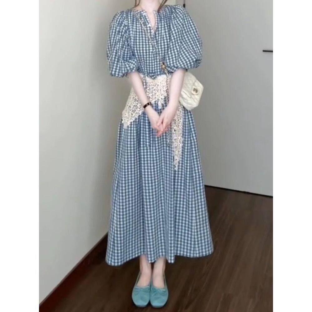 夏日绝美小裙子小个子漂亮感大码蓝色格纹泡泡袖连衣裙女