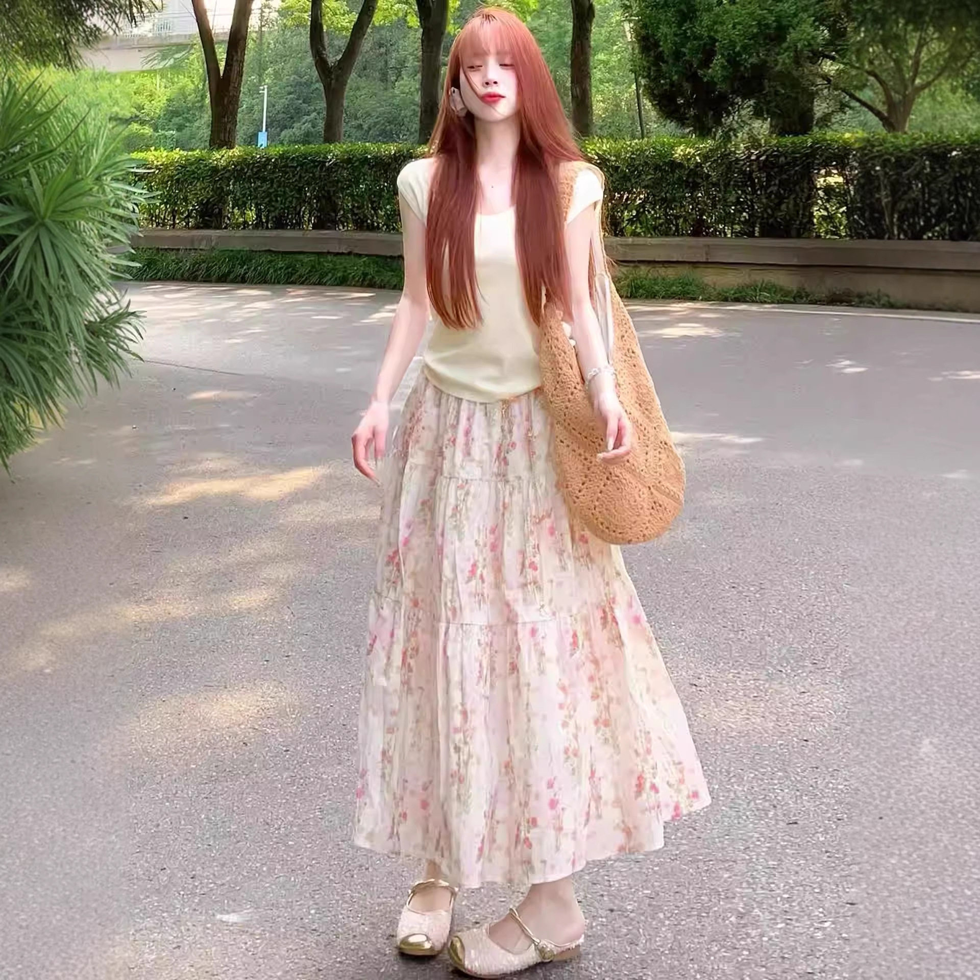 粉色碎花半身裙女秋春新款蛋糕裙高腰温柔风显瘦复古大裙摆中长裙