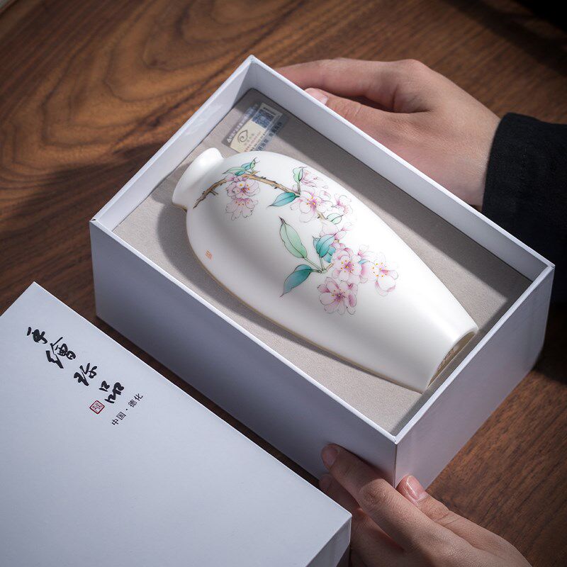 素茗羊脂玉瓷手绘海棠小花瓶新中式陶瓷摆件客厅博古架博古架装饰