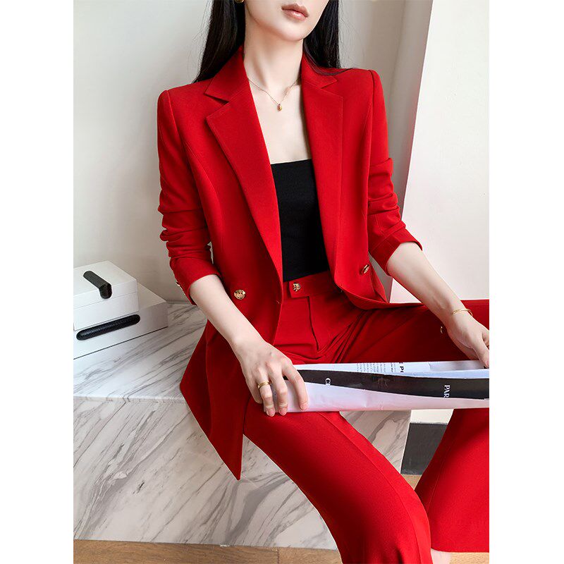 2025新款高级感红色西装套装女秋冬主持人喜庆职业装西服高端外套