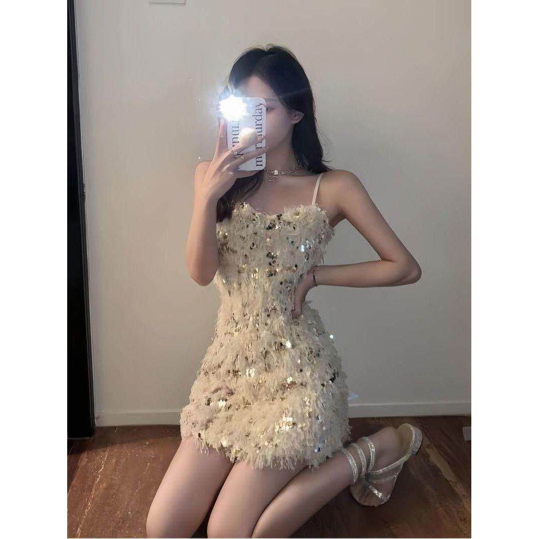 高端性感生日宴会party小众吊带裙甜美公主风修身显瘦包臀连衣裙