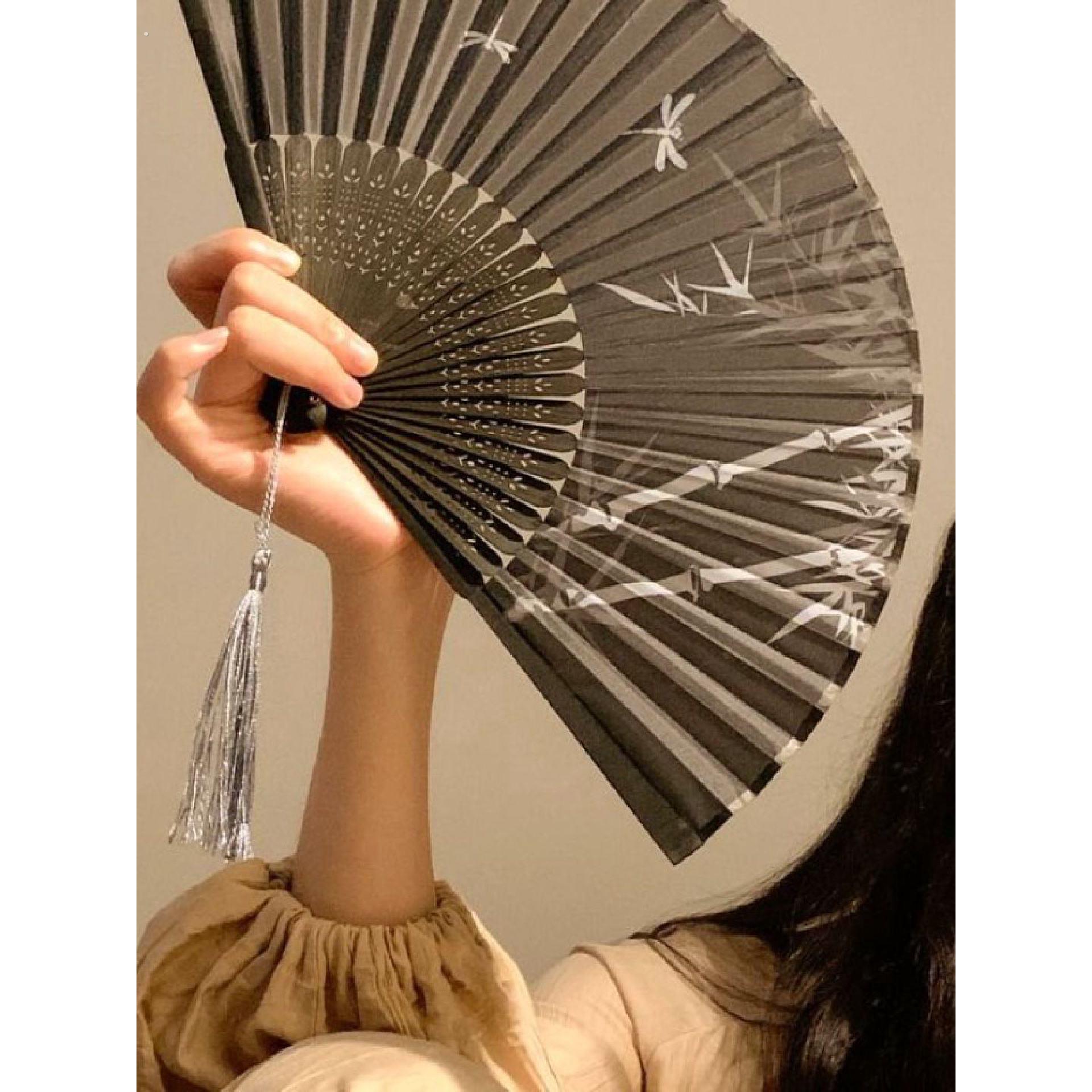 新中式竹子折叠扇子古风汉服舞蹈便携折扇旗袍搭配国风扇子图片