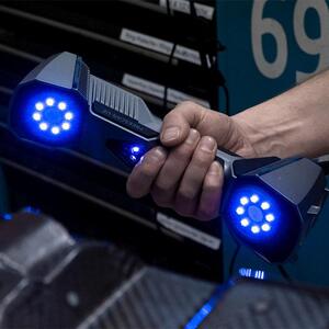 冠雕数控UE7手持蓝色激模具大型铸件描三维3D光扫建模逆向零件扫