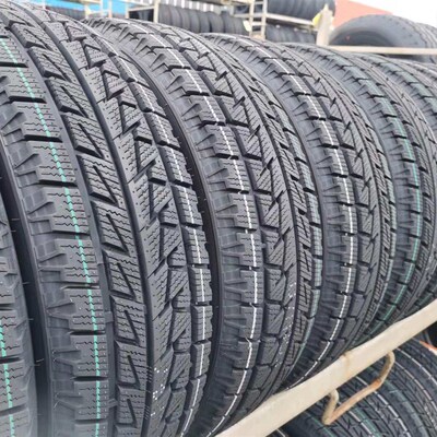 雪地轮胎215/225/235/245/255/265/40/45/50/55/60R18R19 R20冬季