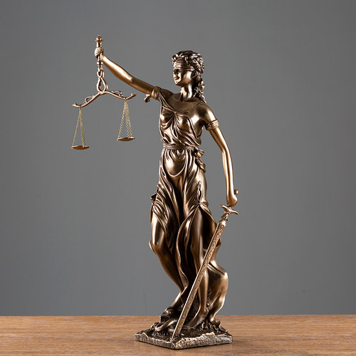 仿铜司法公平公正正义女神忒弥斯雕塑雕像律师办公室法律天平摆件