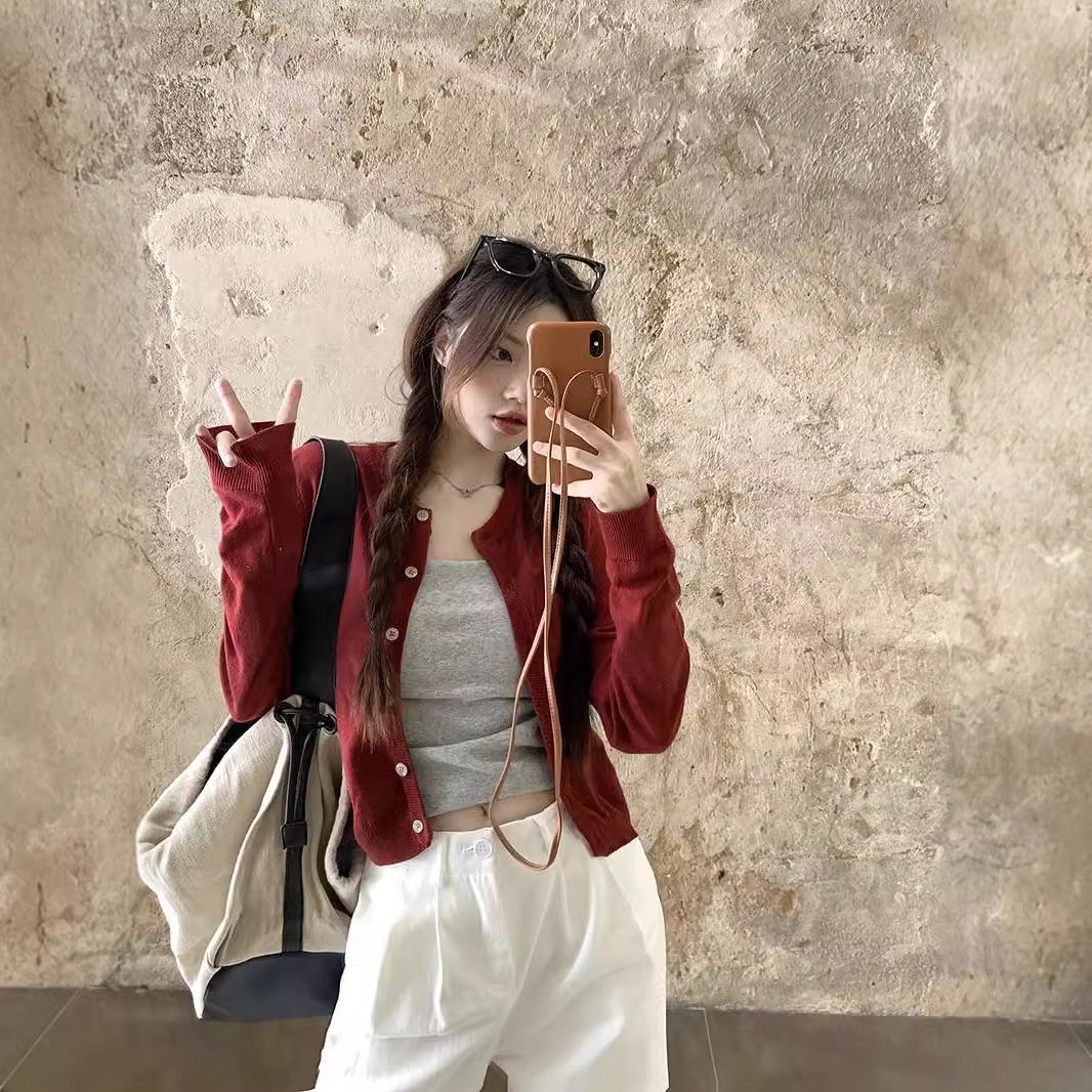 设计感小众红色外搭薄款小开衫女秋季韩系修身短款长袖针织衫外套