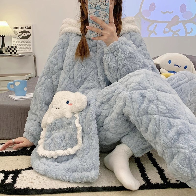 2024新款三层夹棉月子服睡衣女冬季加绒加厚珊瑚绒家居服孕妇套装