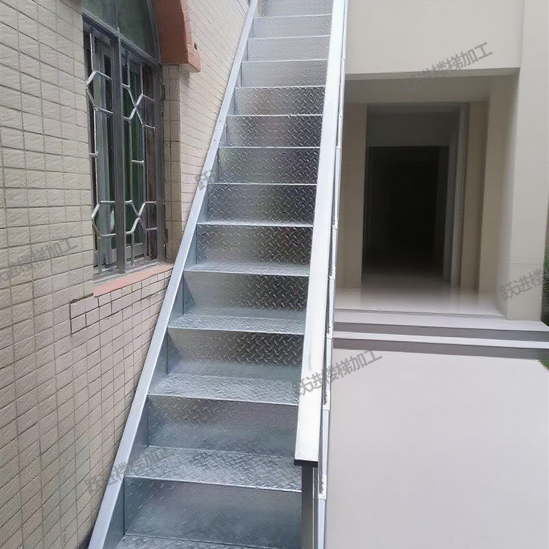 户外旋转楼梯钢结构楼梯室外露台室内别墅组装家用钢架定制扶手