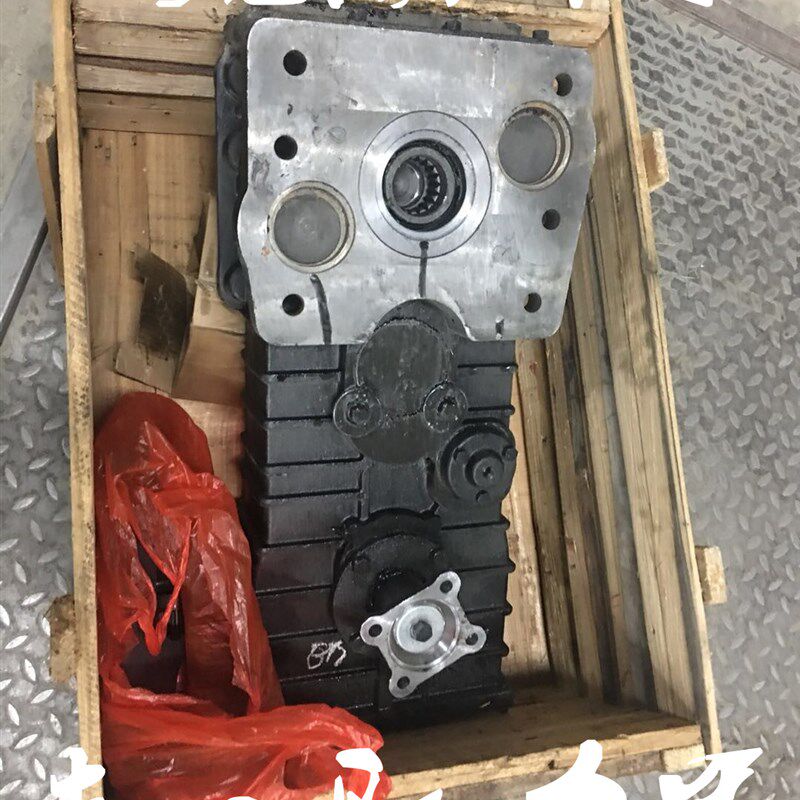 高压清车吸污车夹心取力器消防车分动箱法士特变速箱夹心取力器