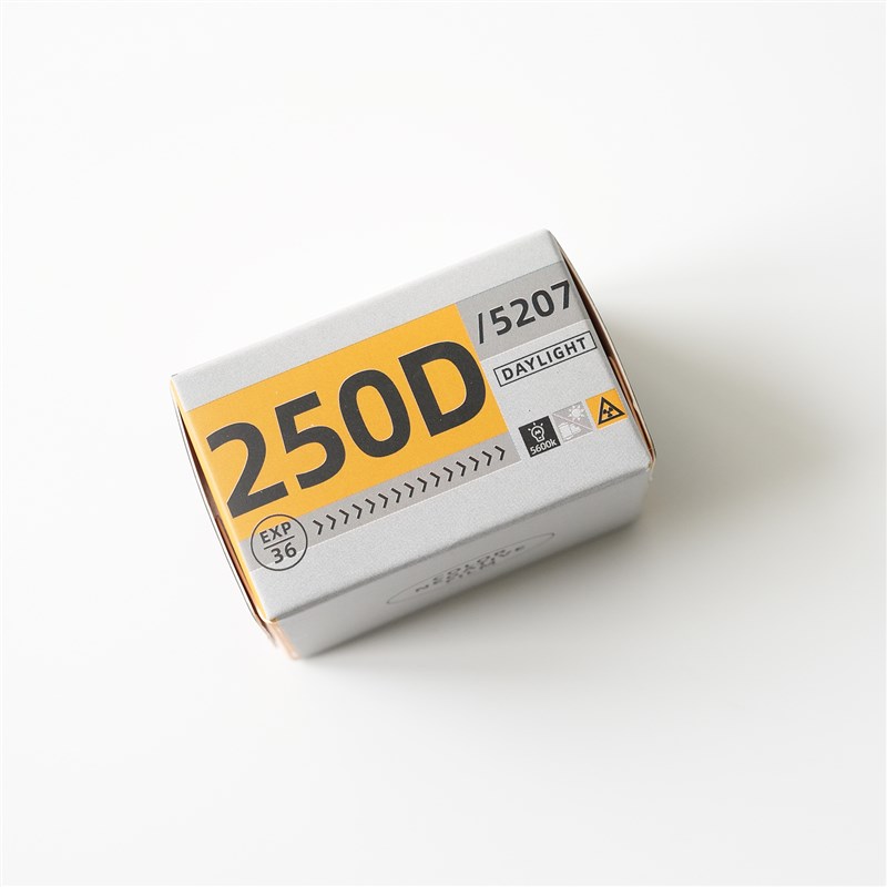 135胶卷彩色负片电影卷250D 5207日光型傻瓜相机36张全国包邮ECN2