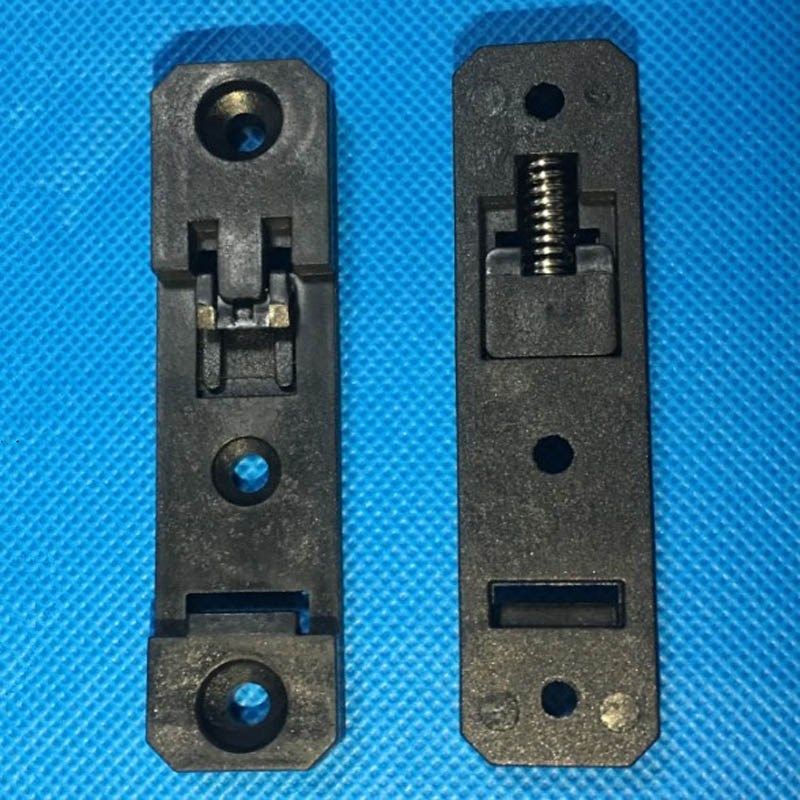 RB-233 标准导轨卡扣 DIN RAIL CLIP安装支架 加强塑胶 GDF-001