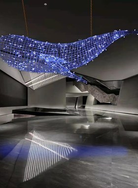 不锈钢铁艺镂空鲸鱼雕塑海豚网格酒店展厅海洋动物悬吊装饰品定制