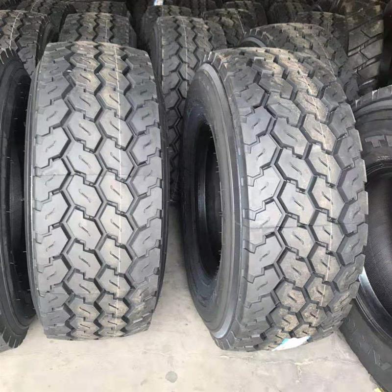 油罐车推车钢丝轮胎385/425/435/445/65r19.5 20 22.5 消防车轮胎
