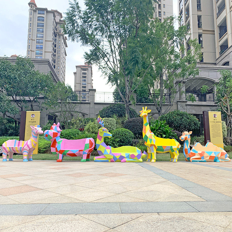 幼儿园玻璃钢卡通动物坐凳雕塑花园林景观休闲座椅户外摆件装饰品