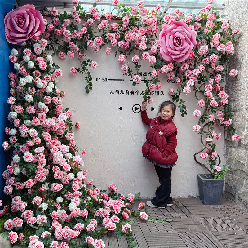仿真玫瑰花墙背景墙网红打卡瀑布墙壁管道装饰花藤条遮挡门头造景