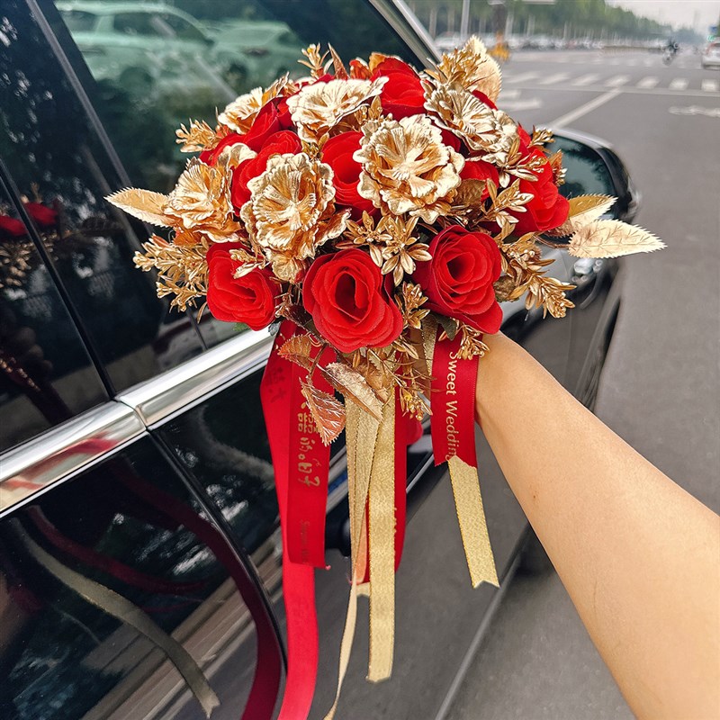 中式新娘手捧花彷真花中国风接亲秀禾搭配摄影假花轻奢金花玫瑰