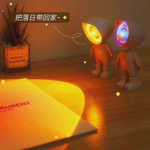 机器人日落灯宇航员落日氛围拍照补光灯太空人夕阳七彩迷你小夜灯