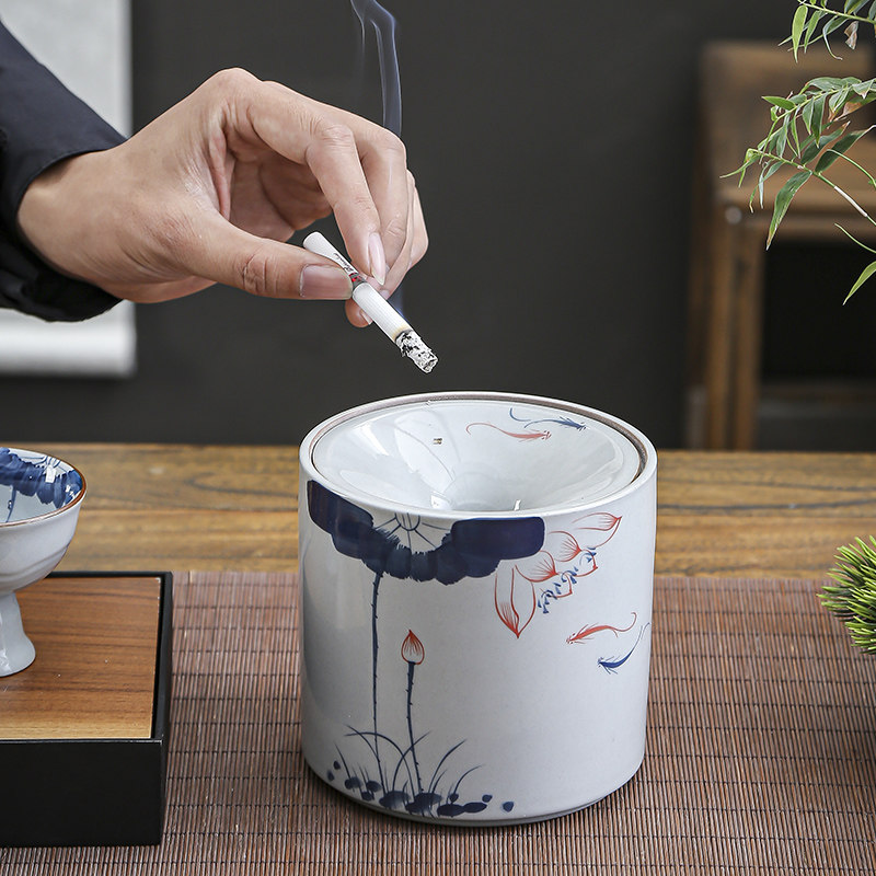 烟灰缸家用手绘创意漏斗防飞灰缸轻奢高级感办公室带盖陶瓷烟缸男