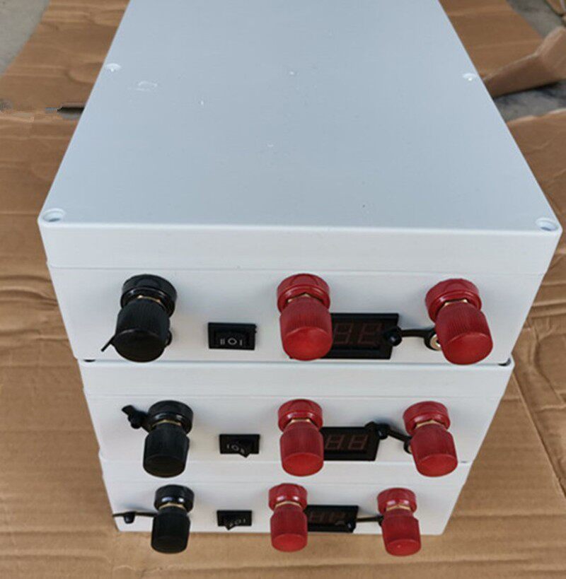 12V-24V汽车应急启动电源外壳24V汽车打火备用电源锂电池空盒配件