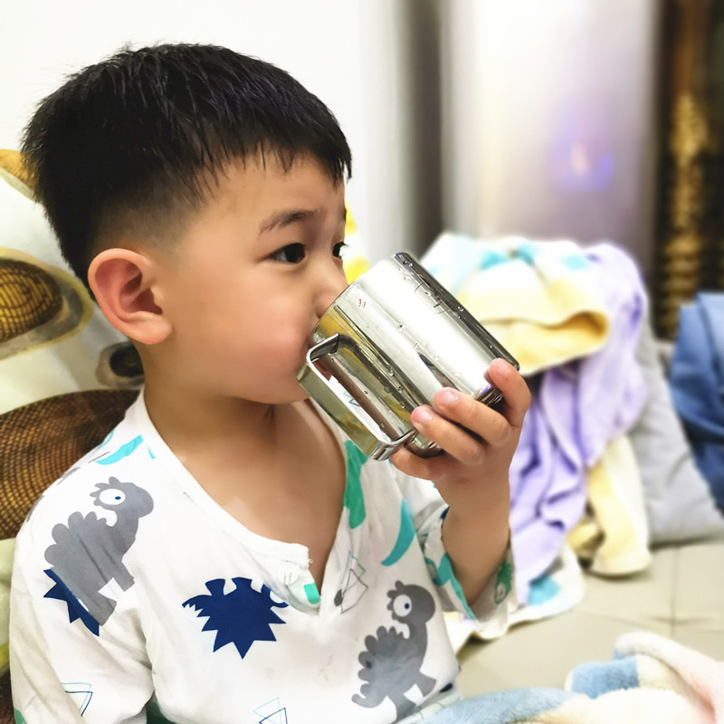 304不锈钢喝水杯子带手柄儿童水杯家用防摔宝宝幼儿园专用迷你