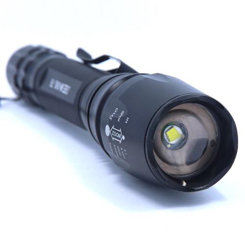 2节18650 强光充电手电筒 CREE T6 LED远射 伸缩变焦强光手电筒