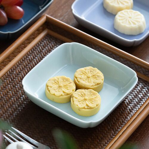 家用陶瓷干果碟日式分格水果盘客厅点心小吃坚果茶点盘零食盘子