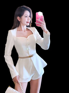 白色超A设计感方领小众小西服女2024年春季新款修身时尚西装外套