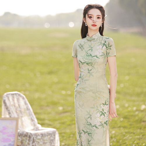 绿色高考送考改良旗袍2024年轻款气质高端素雅日常可穿连衣裙夏季