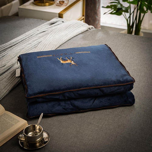 汽车靠枕车用抱枕被子两用办公室折叠午睡毯子二合一车上载枕头被