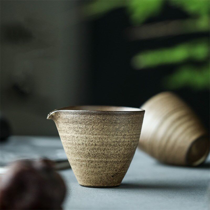 磨砂黄釉公道杯景德镇纯手工陶瓷茶具复古粉引开片可养匀杯茶海大