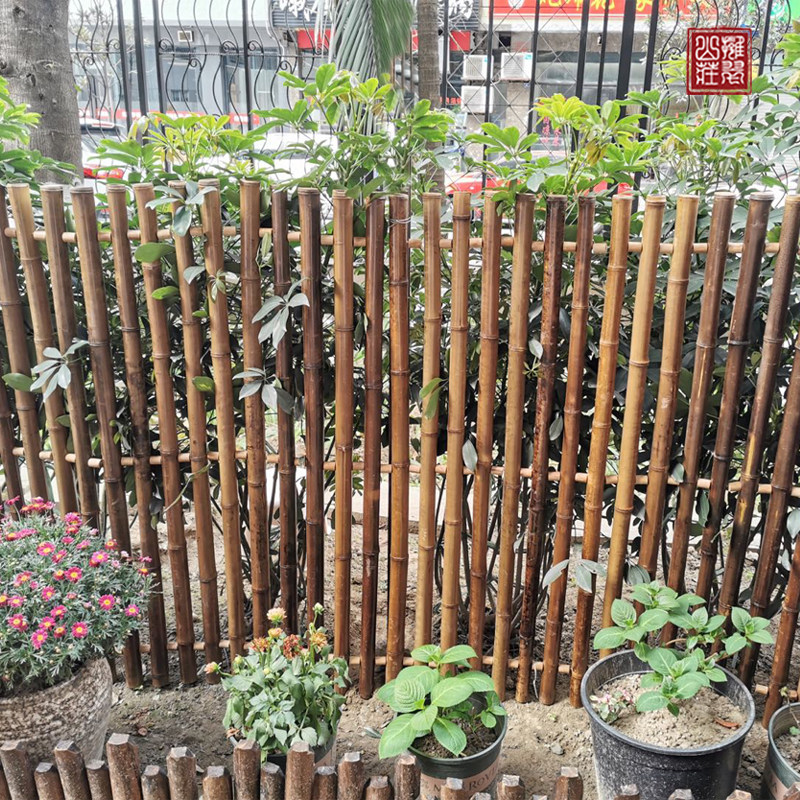 拥翠山庄碳化竹篱笆栅栏竹竿花园围栏竹子民宿氛围布置庭院造景