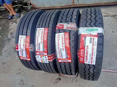 双钱货车轮胎700r16 750 825一16 900r20 1100R20 1200全钢丝三包