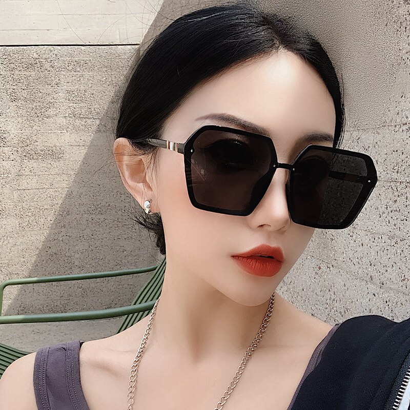 韩版大框黑色无边框眼镜偏光镜面墨镜女开车驾驶镜方形大脸太阳镜