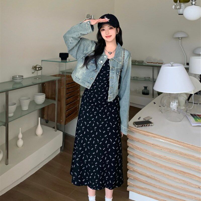 大码女装黑色碎花修身吊带裙春季新款胖mm蓝色牛仔外套显瘦两件套