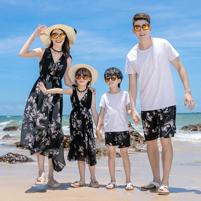 亲子装2023新款夏装母女装海边度假沙滩裙黑色洋气连衣裙一家三口