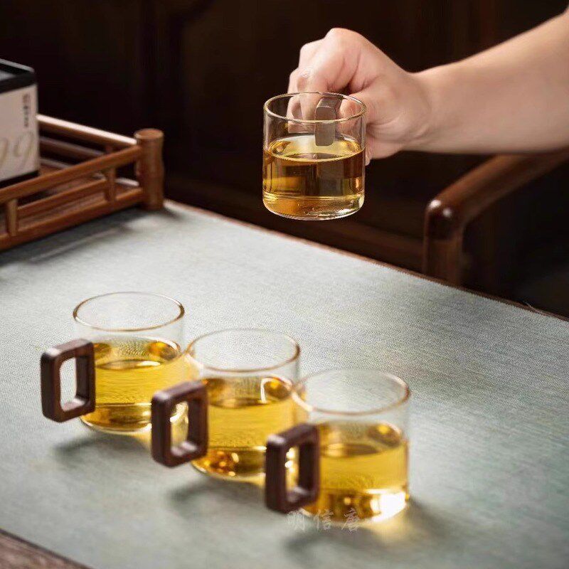 明信唐木把品茗杯高硼硅耐热玻璃高透家用办公主人杯喝茶小茶杯