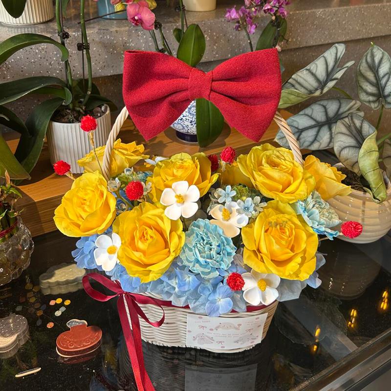 高级手提花篮仿真花束摆件永生花束生日礼物毕业拍照道具送女生