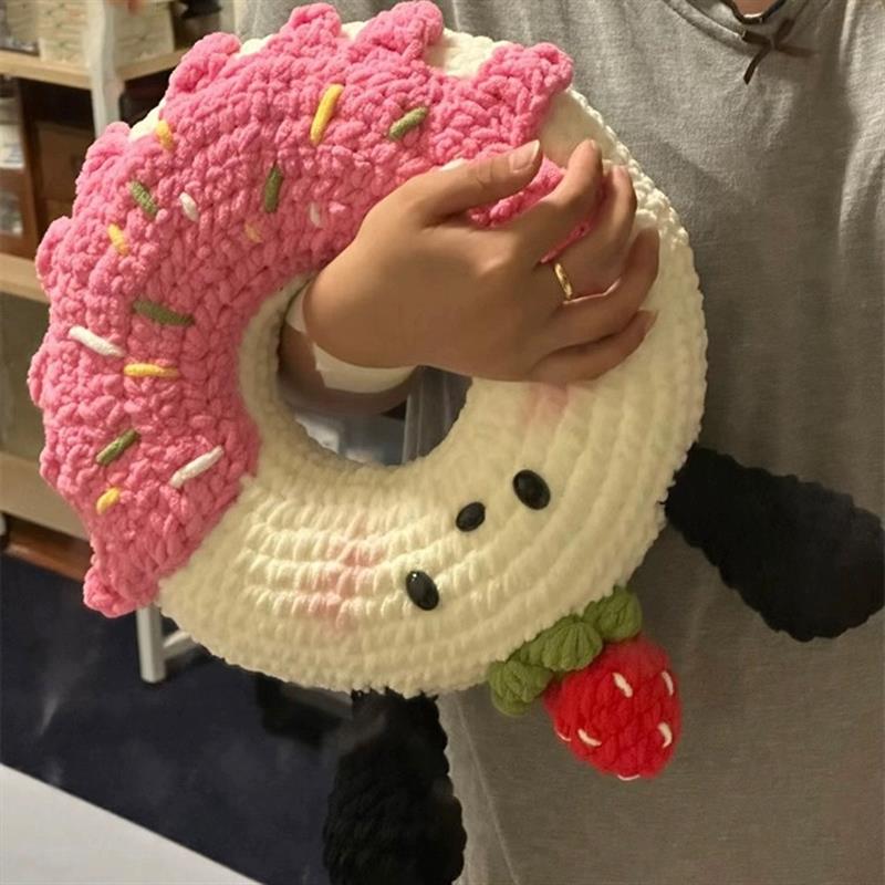 甜甜圈抱枕钩织手工钩针diy材料包粗毛线编织可爱抱枕送女友礼物