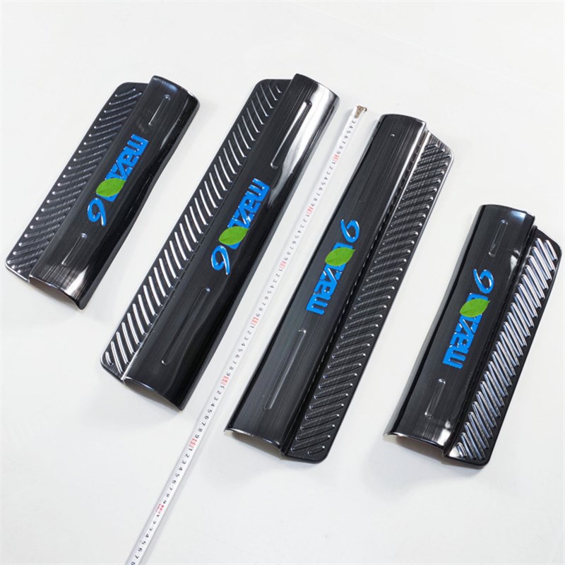 03-15款马自达6马6马六轿跑门槛条迎宾脚踏板内饰改装装饰防踩贴