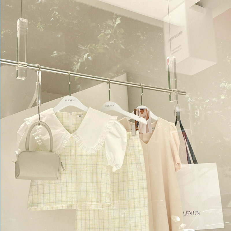 服装店展示架亚克力吊杆不锈钢挂衣杆创意橱窗吊顶挂衣架女装陈列