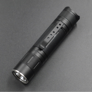 21700小直筒铝合金SFT40平头远射型18W充电2000LM流明强光手电筒