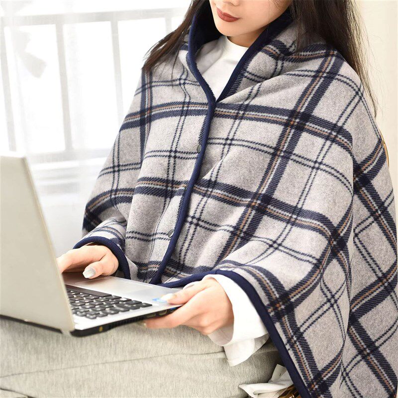 秋冬多用盖毯颈肩防寒加厚保暖披肩学生午睡毛绒毯空调毯斗篷披风