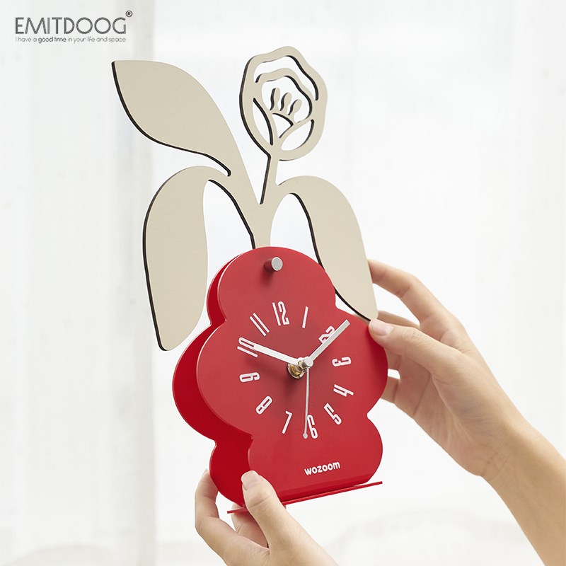 EMITDOOG北欧轻奢创意玫瑰座钟桌面台钟玄关卧室时钟网红装饰摆件